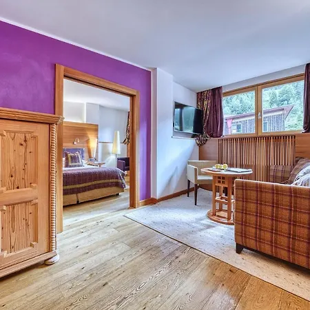 Hotel Majestic 4*