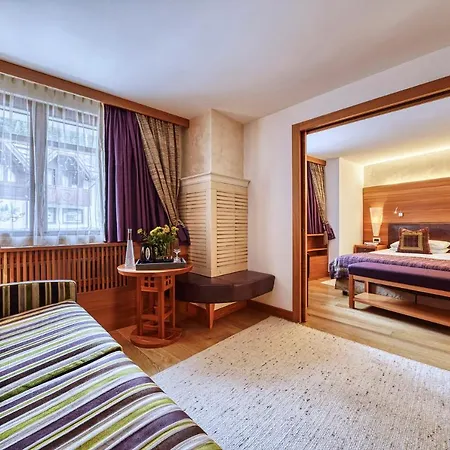 Majestic Hotel Madonna