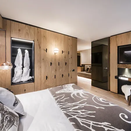 Majestic Hotel Madonna